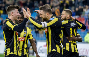 Nhận định soi kèo bóng đá AZ Alkmaar vs Vitesse Arnhem 22h30 ngày 23/12/2020 – VĐQG Hà Lan