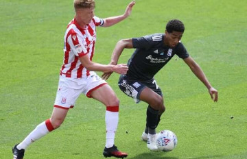 Nhận định, soi kèo Bristol City vs Stoke City, 2h45 ngày 25/11
