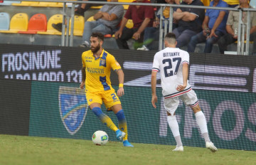 Nhận định, soi kèo Frosinone vs Cosenza, 03h00 ngày 21/11, Hạng 2 Italia