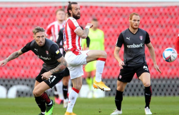 Nhận định soi kèo Luton Town vs Rotherham United 1h00 ngày 05/05