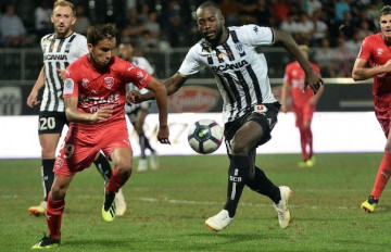 Nhận định, soi kèo Metz vs Angers SCO, 02h00 ngày 15/05