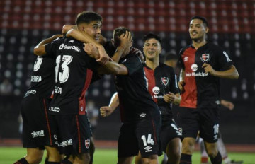 Soi kèo Newells Old Boys vs Patronato Parana, 05h00 ngày 05/07