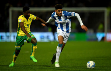 Soi kèo Norwich City vs Huddersfield Town, 01h45 ngày 17/08