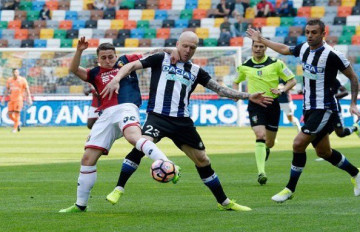 Highlights: Udinese 0 - 2 Spezia, đá bù Vòng 1 Serie A, mùa bóng 2020/2021