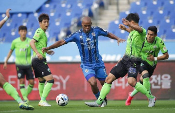 Soi kèo Ulsan Hyundai vs Jeonbuk Hyundai Motors, 16h00 ngày 19/06